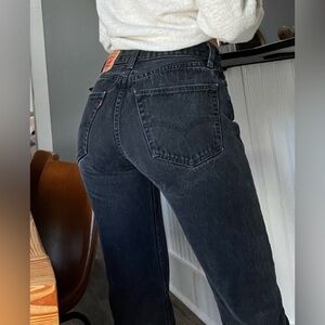 Vintage black 505 Levi’s Jeans in incredible condition!